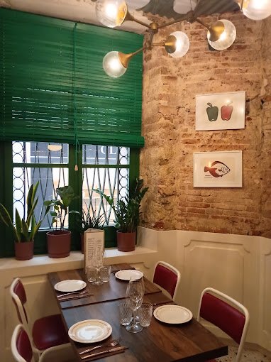 Rita Cokó Reus · sala del restaurant
